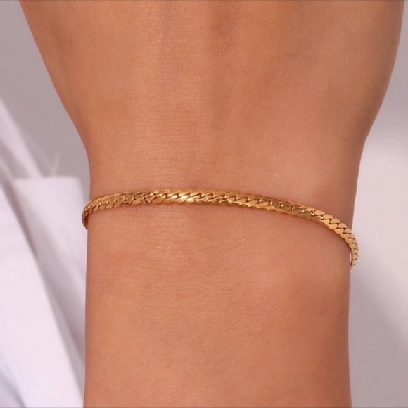 NEW 18K GOLD CUBAN CHAIN BRACELET, NICE BRACELET, CUTE BRACELET - Picture 2 of 7